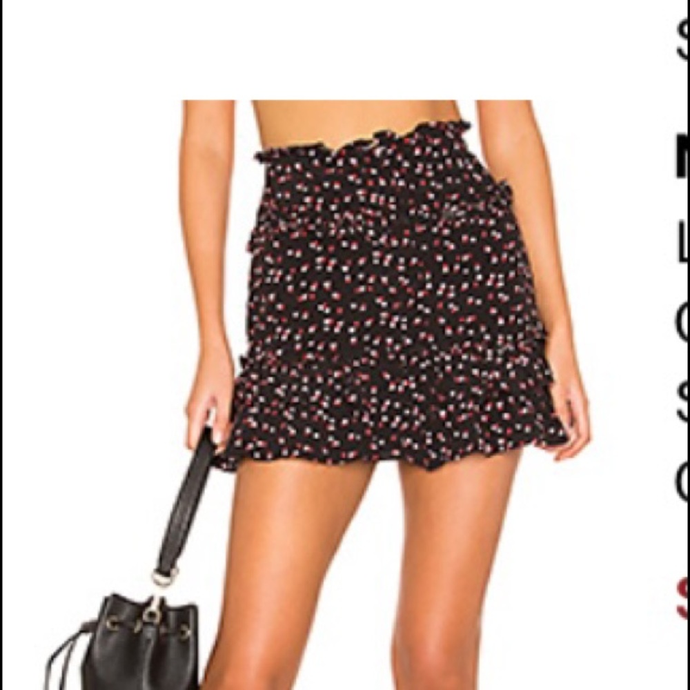 Lovers and friends skirt size xxs/never worn